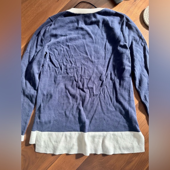 Crown & Ivy Navy Blue White High Low Lightweight Sweater Owl Motif Size XS - Picture 3 of 3